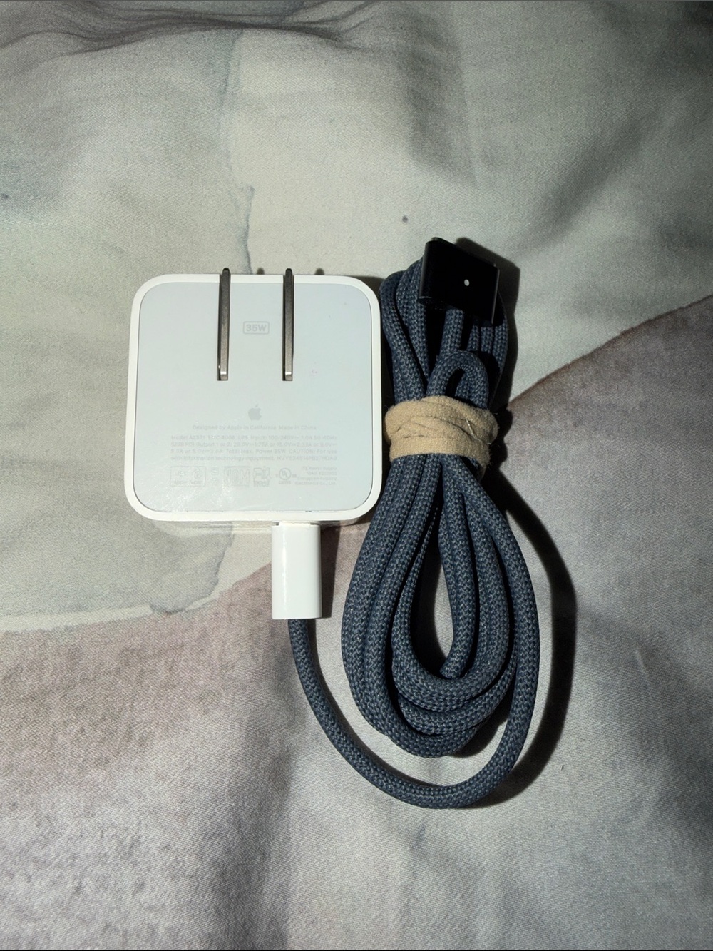 Apple MacBook Air 35w Dual Power Adapter & USB-c to Magnetic 3 Cable